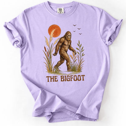 Vintage Bigfoot T-Shirt – Sasquatch Nature Graphic Premium Shirt